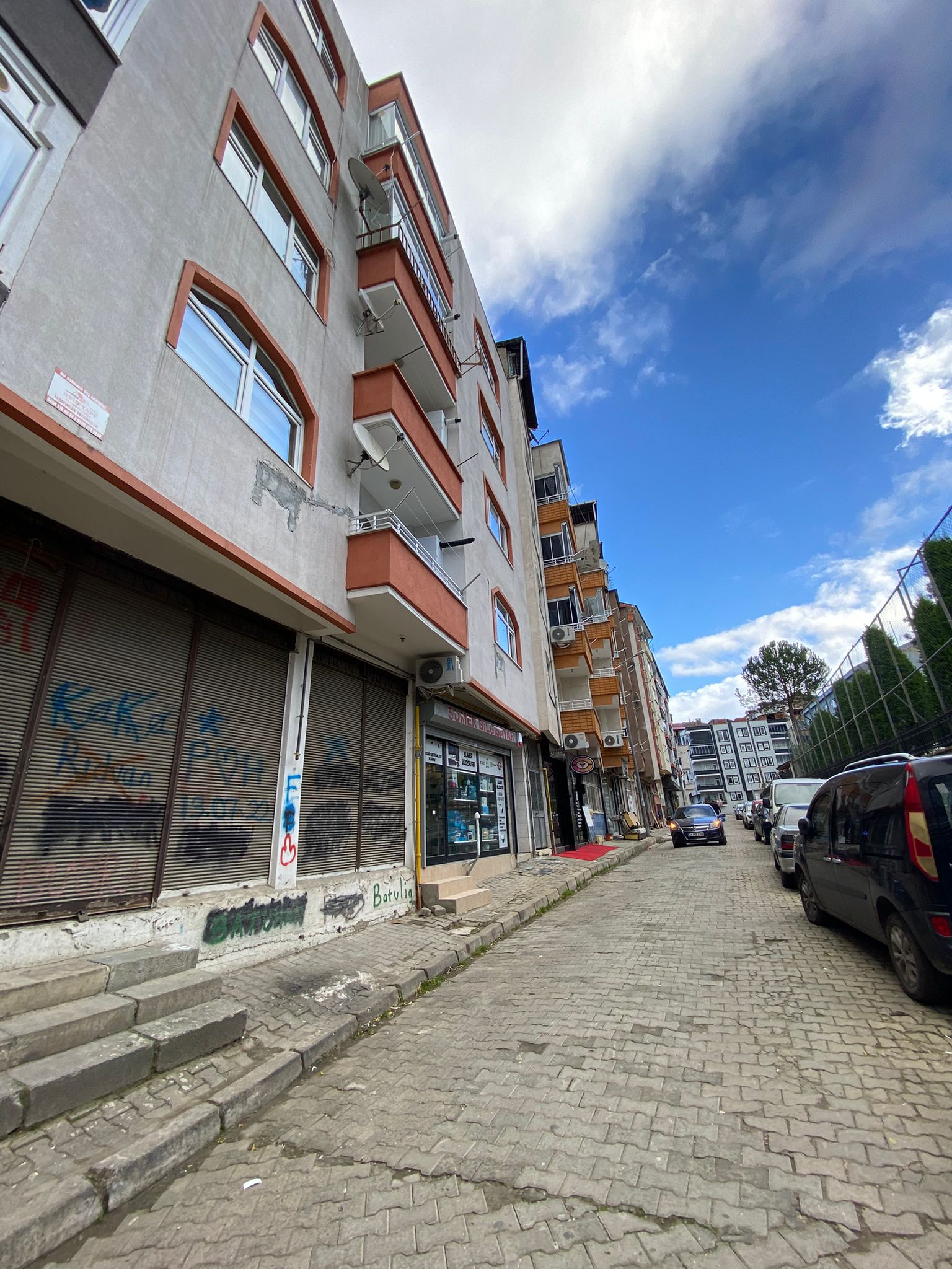 MABEL GAYRİMENKUL-SAĞLIK MESLEK LİSESİ KARŞISI FIRSAT DAİRE